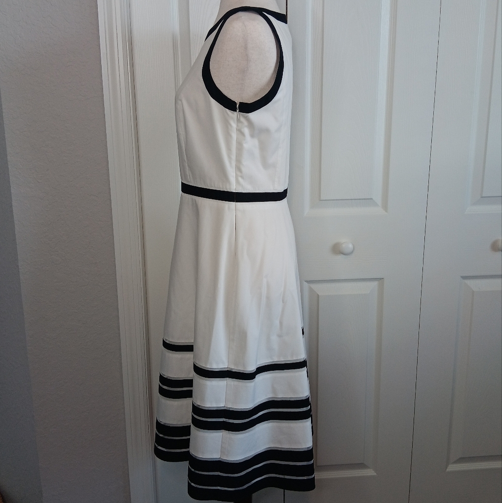 Ann Taylor White Dress with Black Trim - Picture 3 of 6
